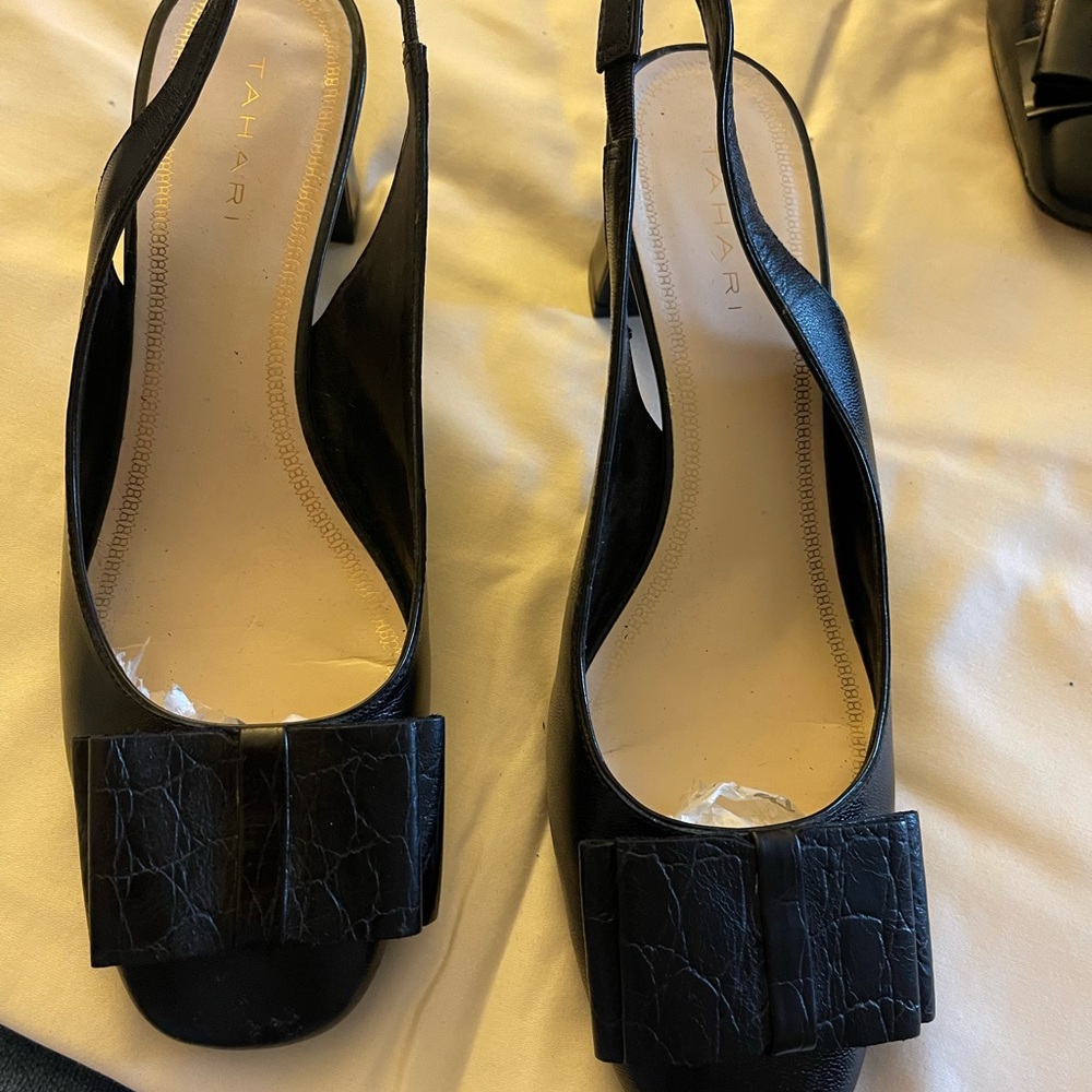 Tahari Black leather Slingback Heels with Bow Accent